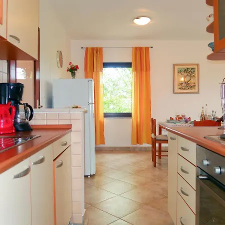 Appartement Urdih-1 By Interhome