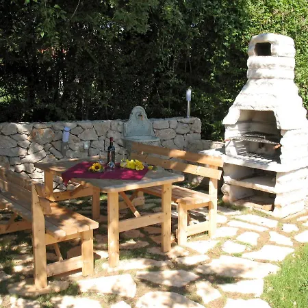 Διαμέρισμα Urdih - Krk315 By Interhome *
