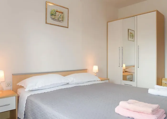 Urdih-1 By Interhome Appartement Malinska